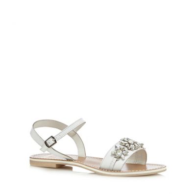 Faith White 'Justin' floral leather flat sandals